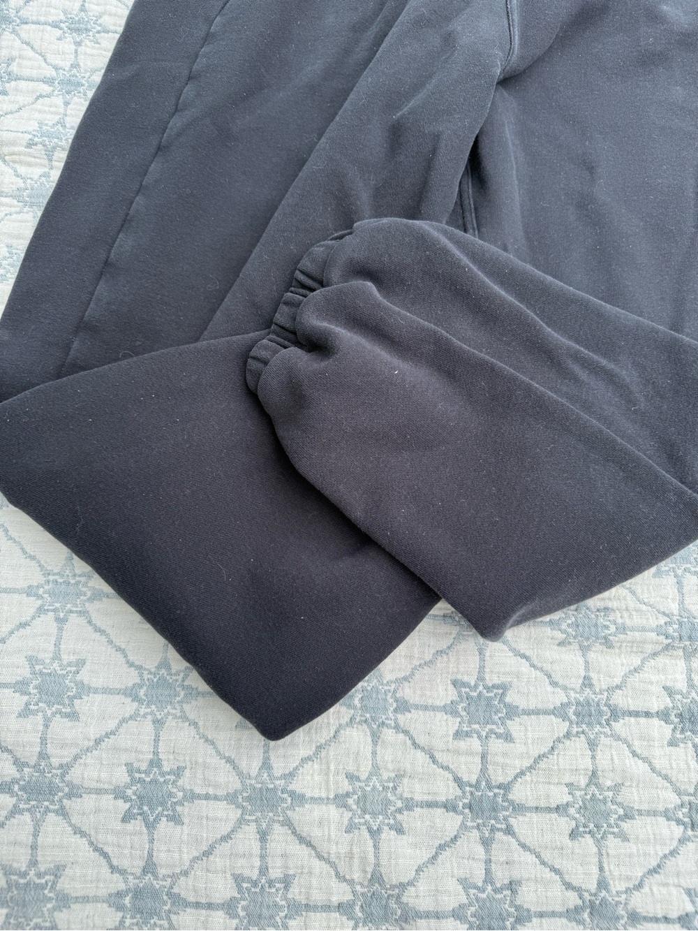Lululemon scuba black oversized jogger Sweatpants like new